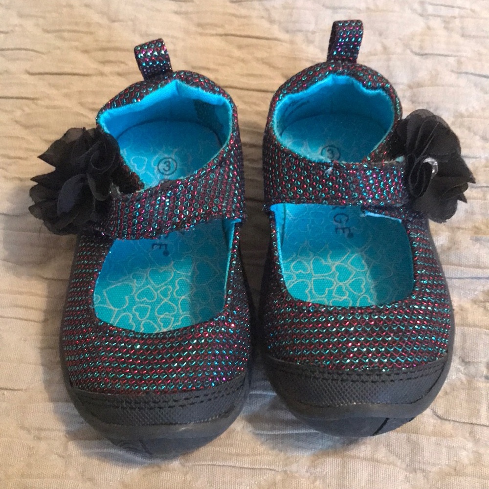 NWOT Size 3 Mary janes